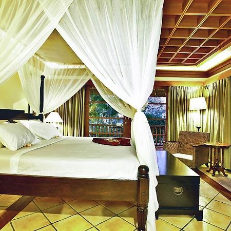 Villa Kharista Canggu Rum bild